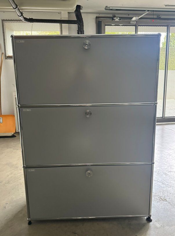 USM Scaffali: USM Haller Hochschrank – Usato da Sursee venduto da Buerobedarf