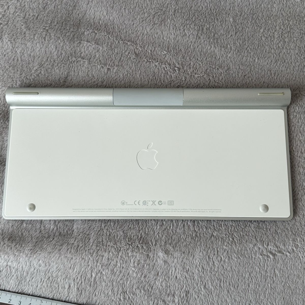 Apple Tastaturen: Apple Wireless Keyboard A1314 – Gebraucht aus Givisiez von dor_xb9k 2