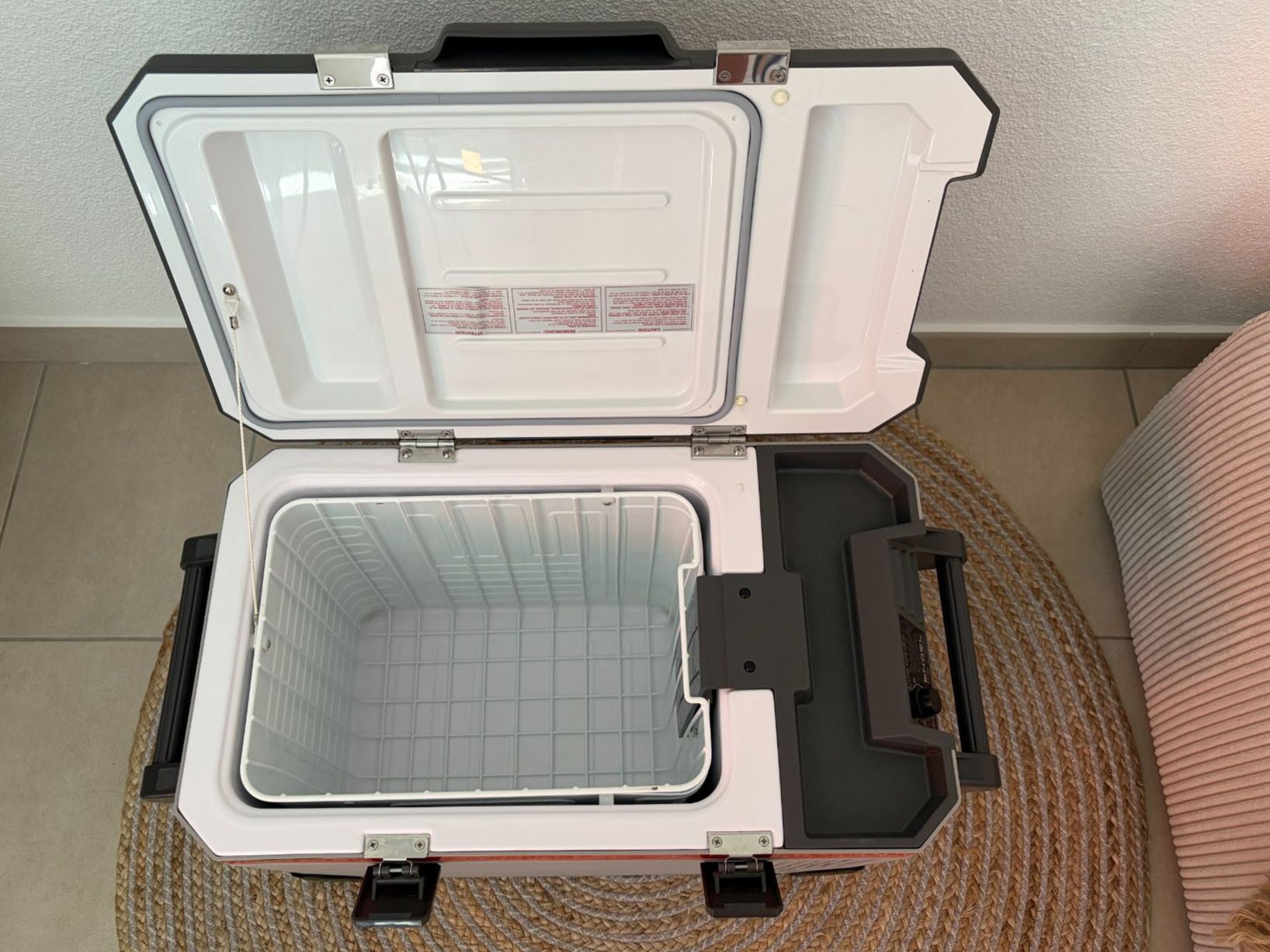 Frigoriferi: Frigo Engel MR040 - Réfrigérateur portable – Usato da Tavannes venduto da Jupaps 5