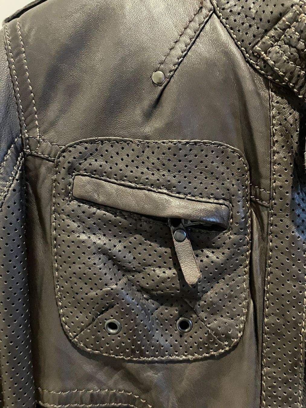 Giacche: Veste courte en cuir marron – Usato da Vich venduto da SophieCo 1