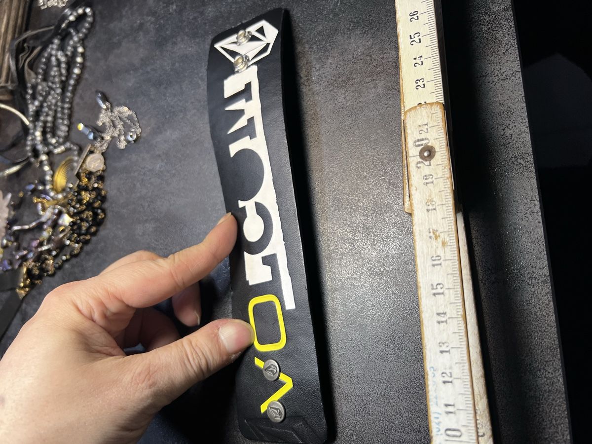 Bracelets: Volcom Leder Armband – D'occasion à Wettingen par NickInc