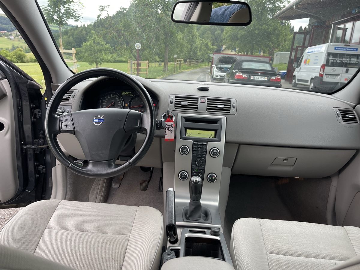 Volvo Autos: Volvo s40i  – D'occasion à Spiez par bertula 6