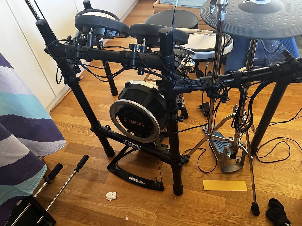Strumenti musicali: Elektronikschlagzeug Yamaha DTX 582K – Usato da Birsfelden venduto da jon_687v 4