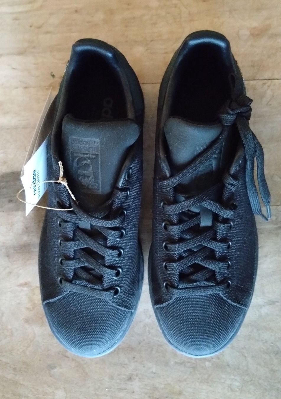 Adidas Scarpe da donna: Adidas Stan Smith schwarz Gr. 38 2/3 NEU – Nuovo e nell'imballaggio originale da Fislisbach venduto da Maieriisli25