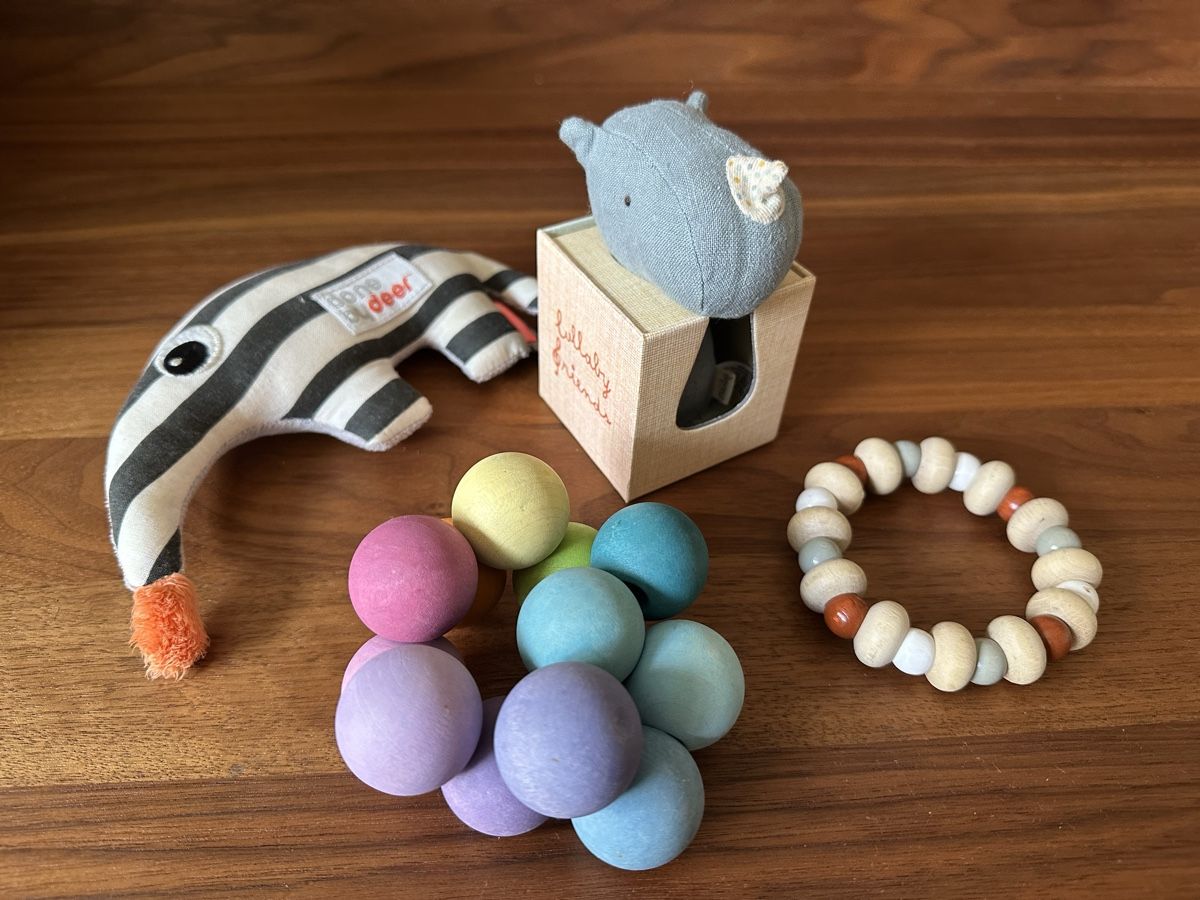 Giocattoli: Babyspielzeug konvolut – Usato da Basel venduto da and_r86c