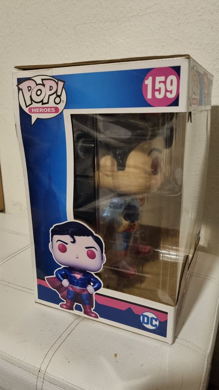 Funko Statuette: Funko Pop - Superman - Super Sized Jumbo - 159 - Chase – Nuovo e nell'imballaggio originale da Neuchâtel venduto da mepirata 6