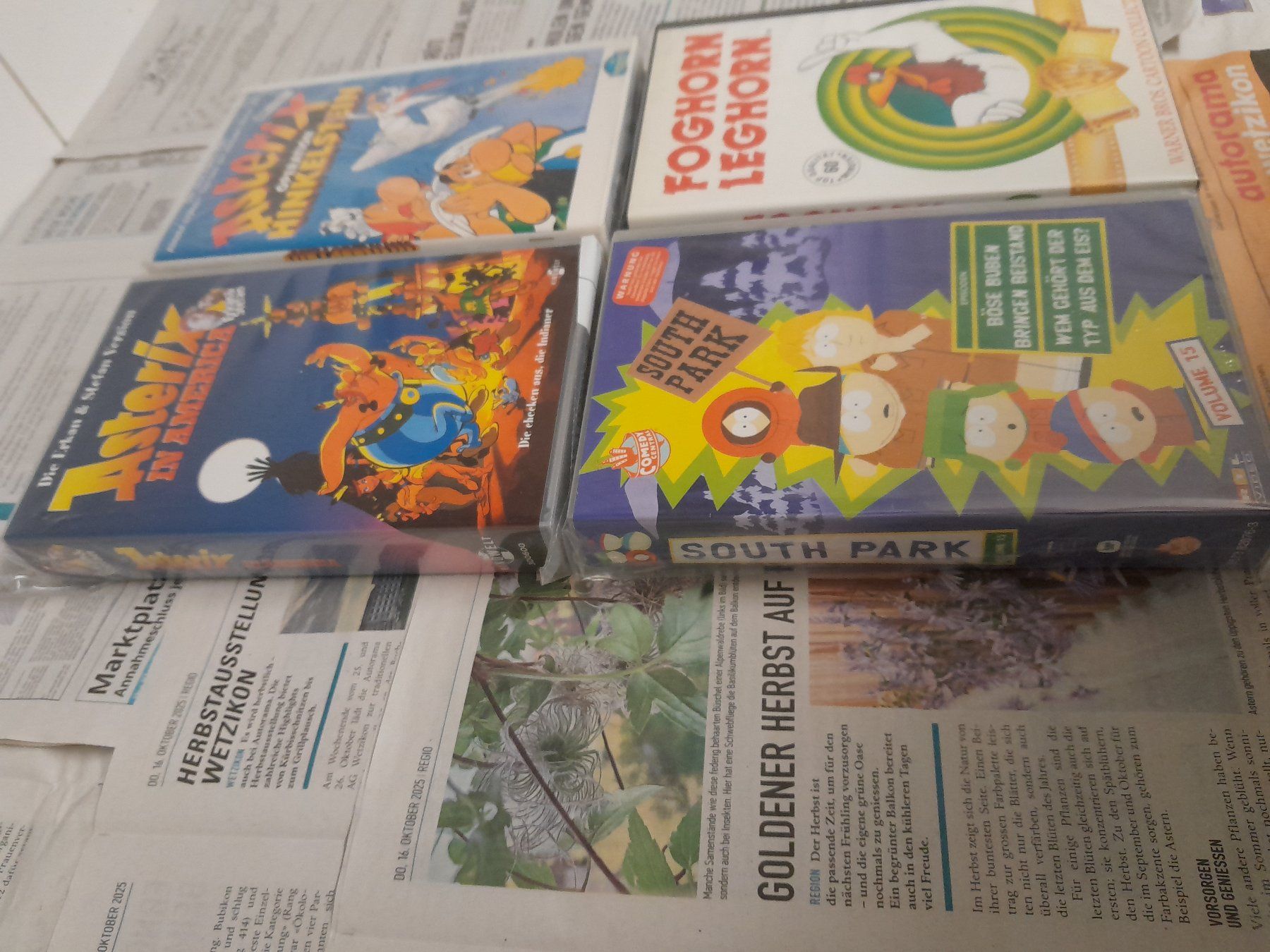Tutti i VHS: 4 VHS Kassetten – Usato da Rüti ZH venduto da Alemanni 1