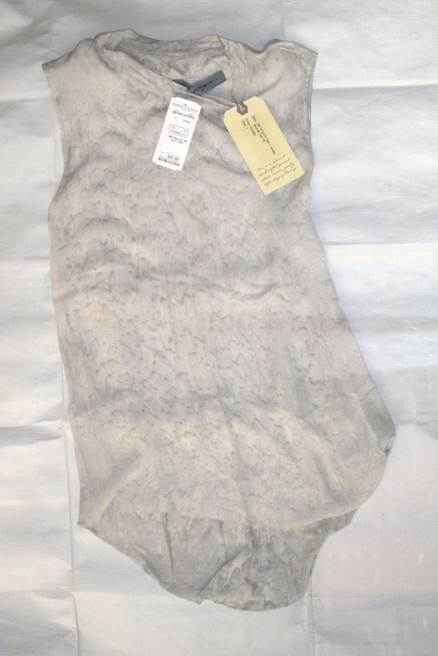 Tops: NEU Raquel Allegra Top mit Seide – Neu (gemäss Beschreibung) aus Zurich von ogidko