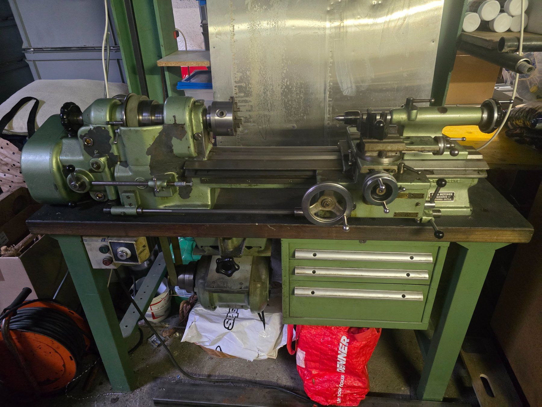 Schaublin Tutte le macchine: Tour Schaublin 102 avec vis mère – Usato da La Chaux-de-Fonds venduto da v.vaucher 1