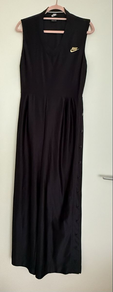Nike Tute: Nike Black Jumpsuit, Size L – Usato da Zollikerberg venduto da MK-13 7