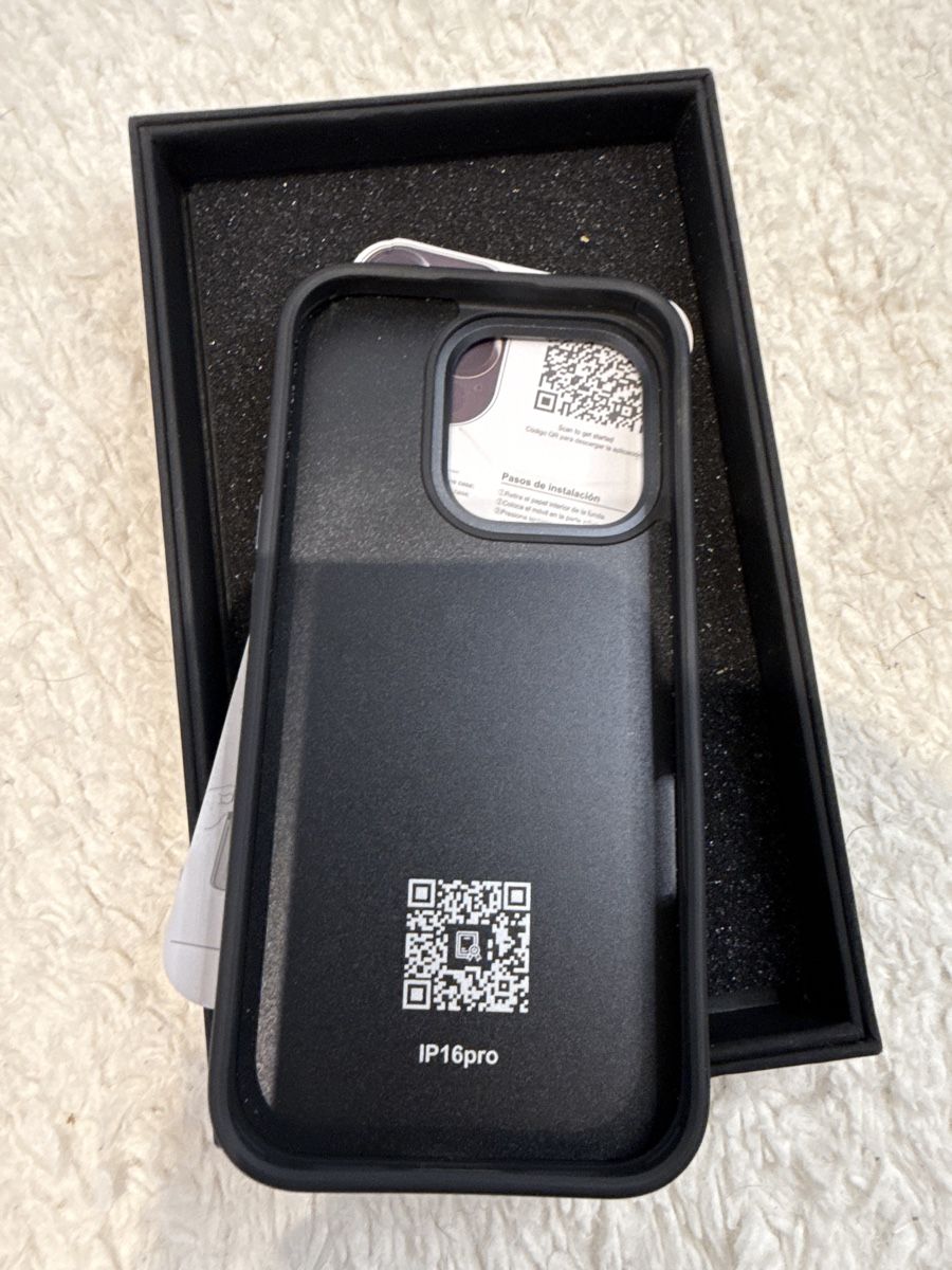 Covers & Schutzfolien: Coque iPhone 16Pro - Personnalisable - État neuf! – Neu und originalverpackt aus Chenens von anasantos90 1