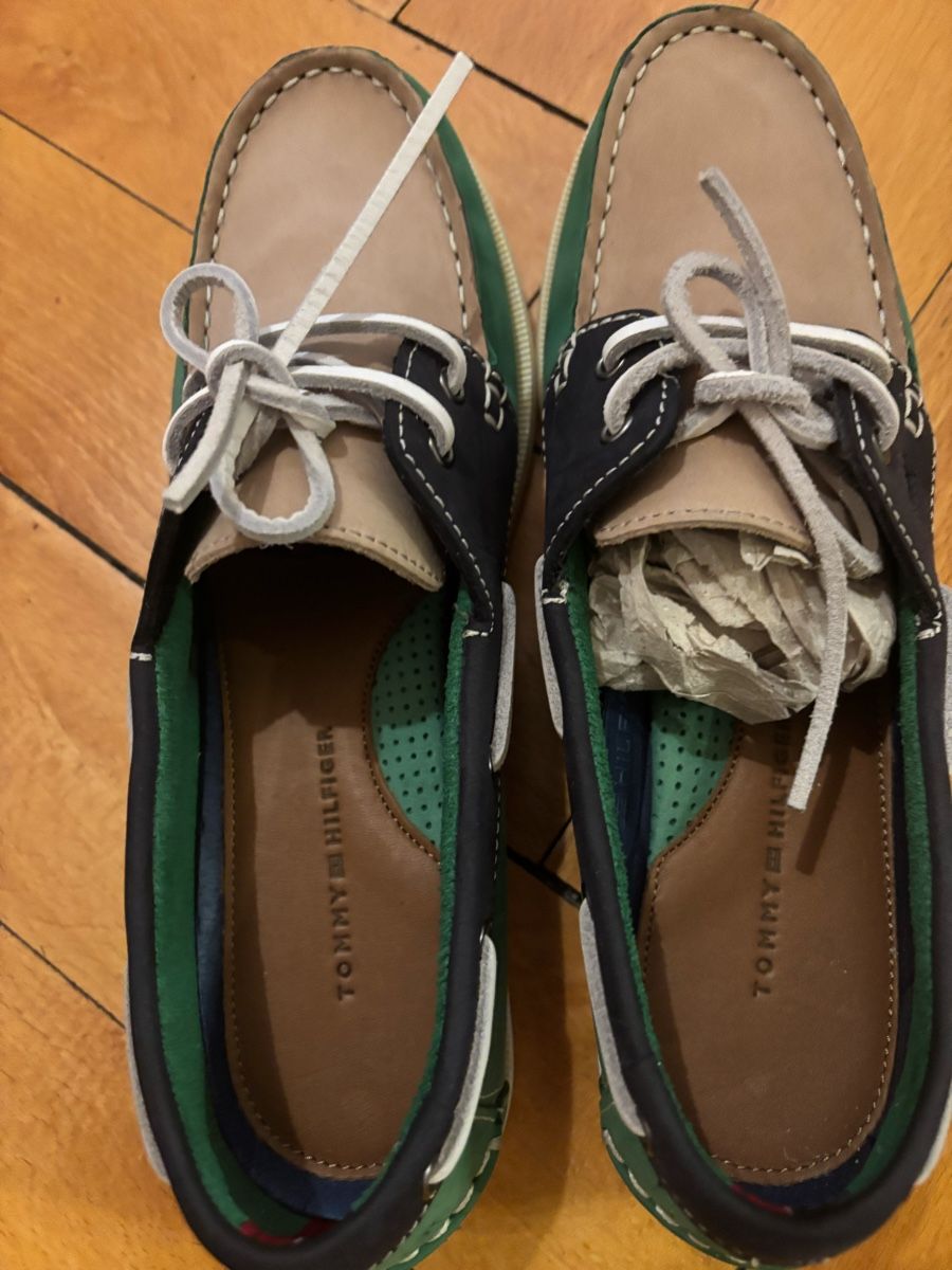 Tommy Hilfiger Scarpe da donna: Chaussures Bateau Tommy Hilfiger, Taille 37 – Usato da Genève venduto da ati_tj8f 1