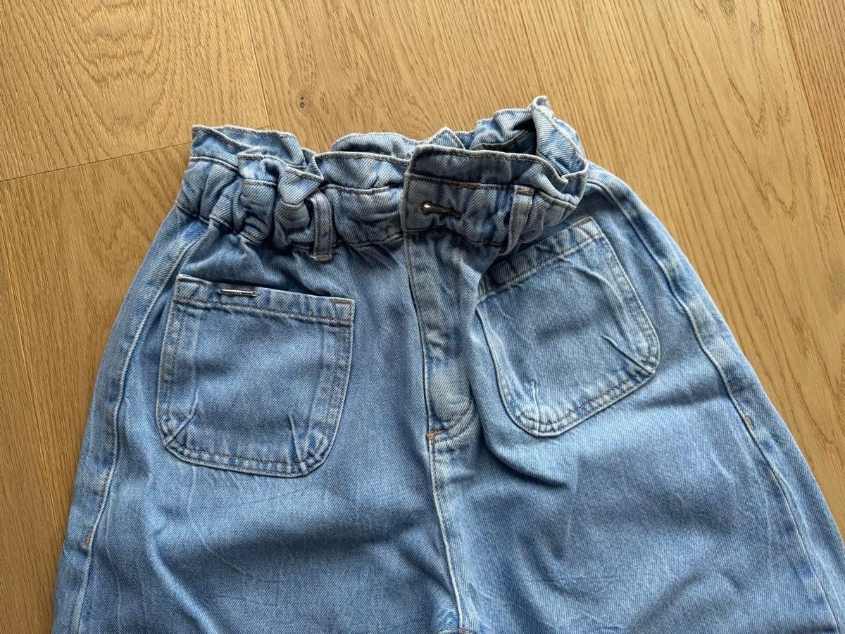 Zara Jeans: Baggy Jeans von ZARA Gr. 34 – Gebraucht aus Ennetbaden von Katiusia 3
