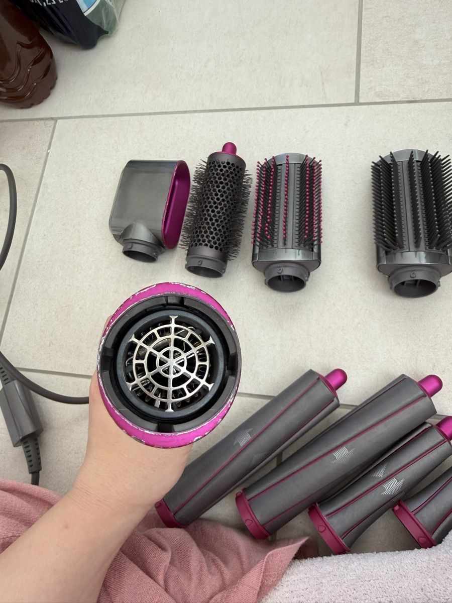 Dyson Föhn: Dyson Airwrap Complete styler mit Zubehör und Box – Gebraucht aus Küssnacht am Rigi von edo_7ww7 5