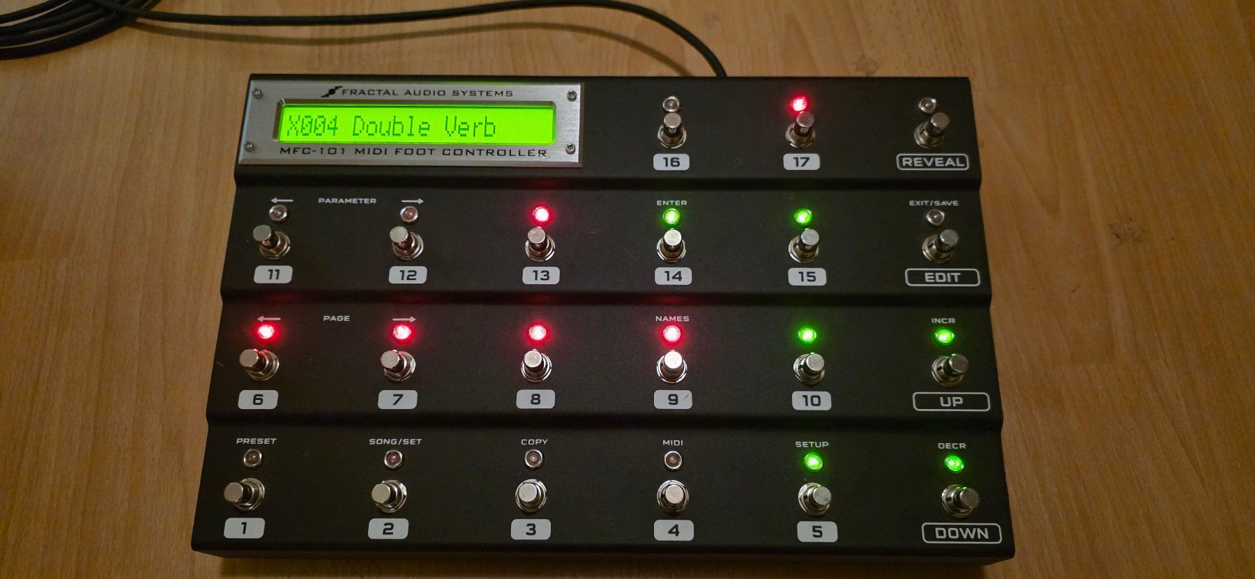 Fractal Audio Strumenti musicali: FRACTAL Axe FX II Guitar Amp Modeler mit Floorboard – Usato da Unterkulm venduto da falkennest01 3