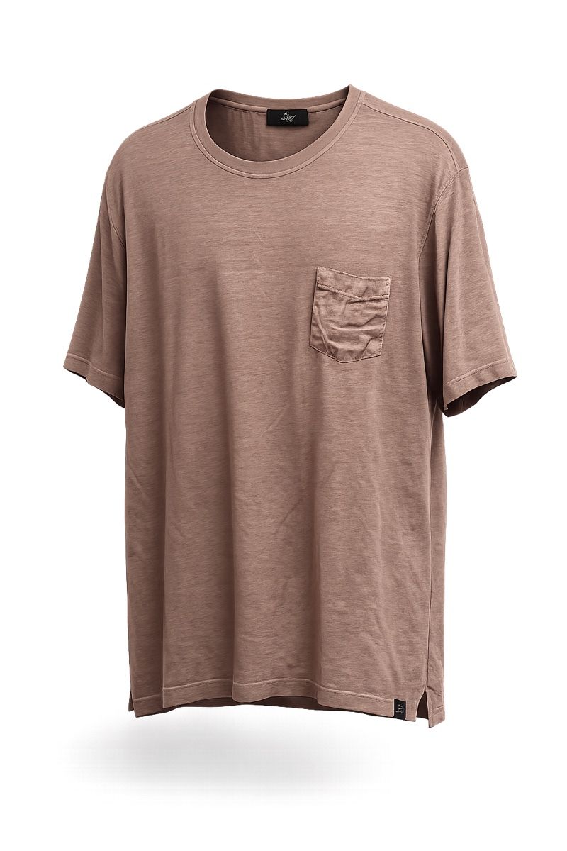 T-shirt: T-Shirt – Usato da Zug venduto da rad_6lrx