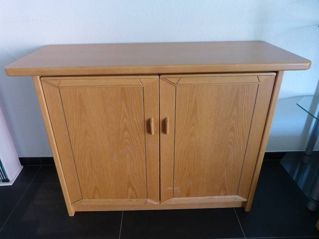 Commodes: Sideboard klein mit 1 Tablar – D'occasion à Lengnau BE par AllerleiSUPER