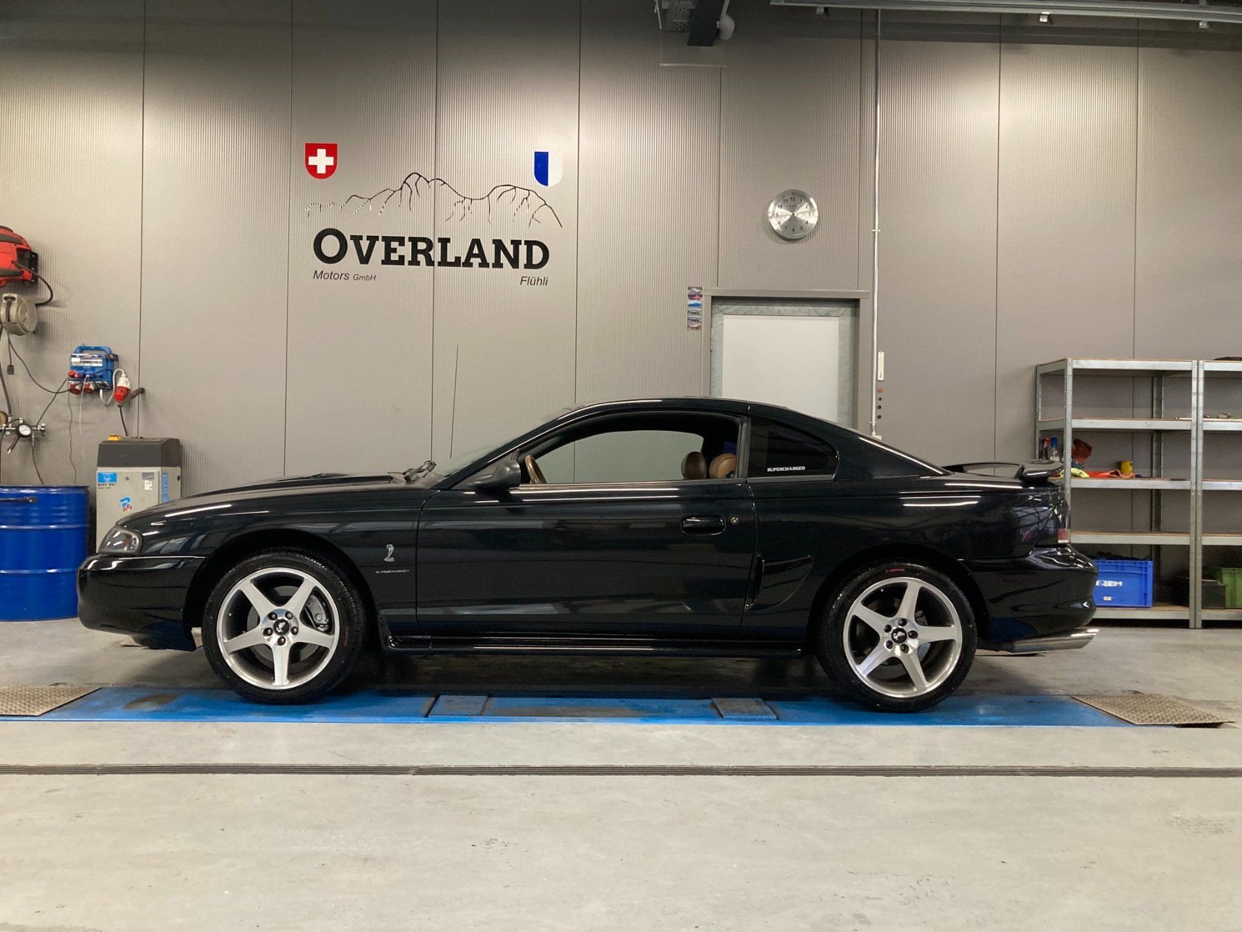 Ford Automobili: FORD MUSTANG COBRA (Coupé) – Usato da Flühli LU venduto da Overland_Motors 1