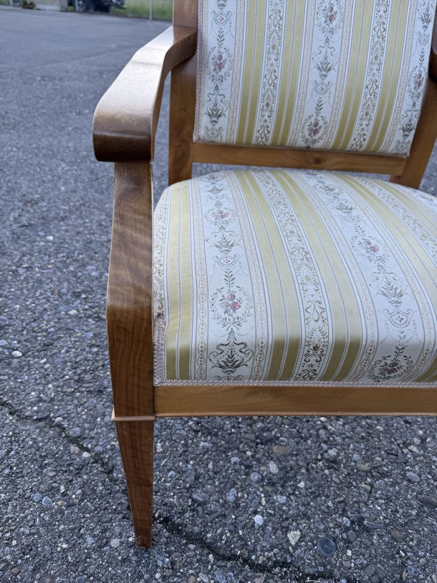 Stühle: Armlehnstuhl im Biedermeier Stil – Gebraucht aus Meisterschwanden von Scania78 5