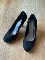 Schwarze Pumps
