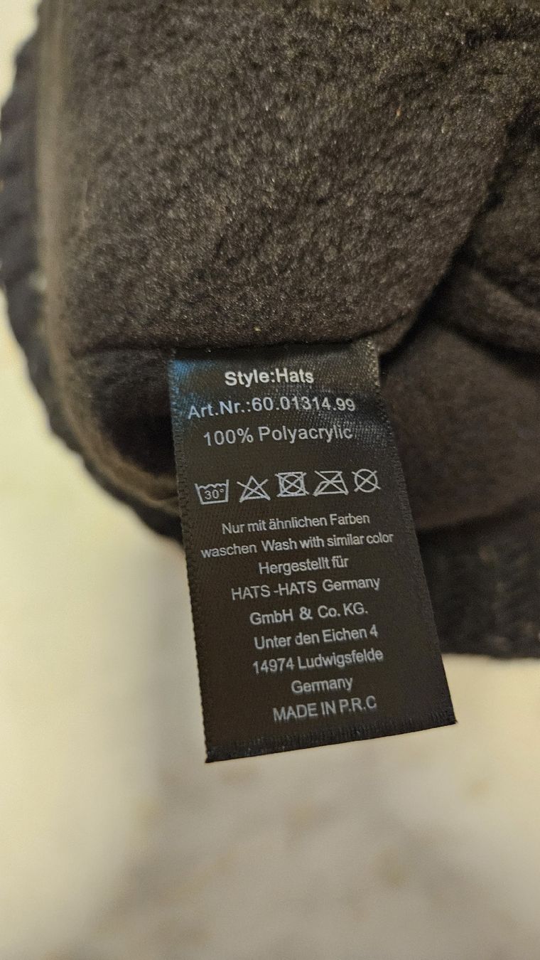 Hüte, Mützen & Caps: Wintermütze neu – Neu und originalverpackt aus Luzern von J.Co 1