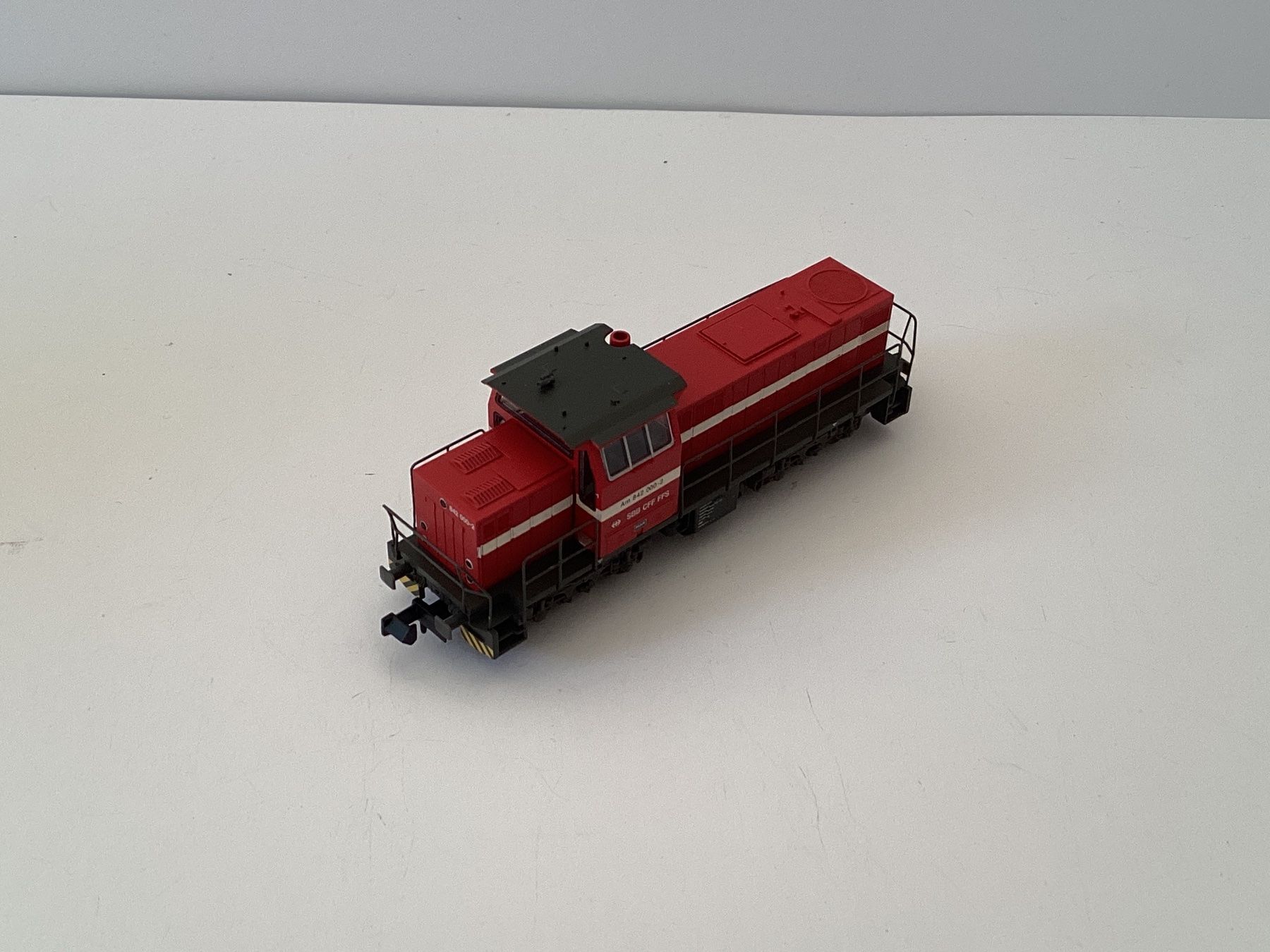 Fleischmann Modellini di ferrovie: Minitrix Am 842 000-2 SBB 1:160 – Difettoso da Effretikon venduto da simtek_de