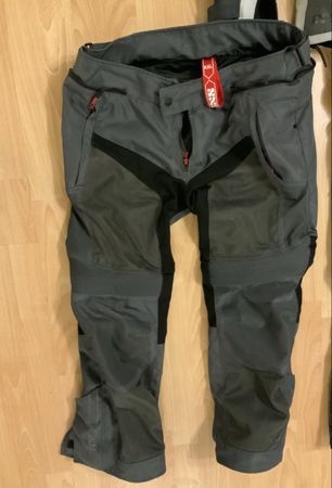 IXS Sommer Motorradhose grau schwarz Grösse XL guter Zustan