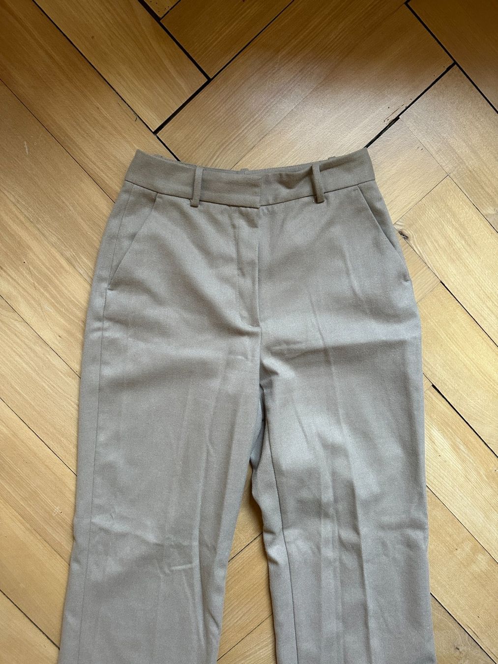 Zara Hosen: ZARA - Hose beige S – Gebraucht aus Zürich von Diazaio 1