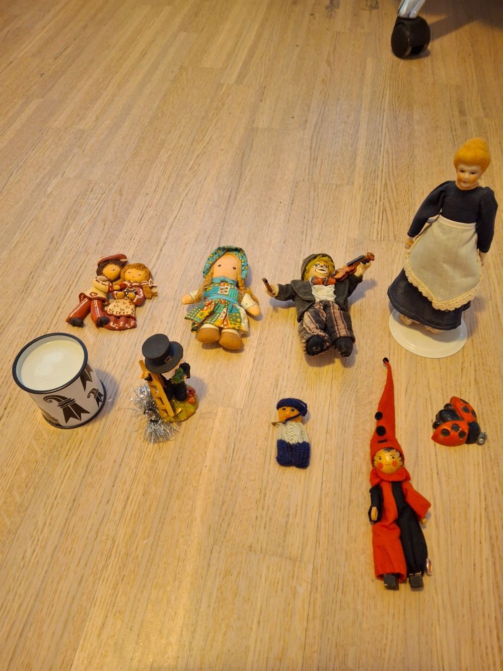 Figuren: 9 Figuren zur Dekoration – Gebraucht aus Dietikon von Hwengi