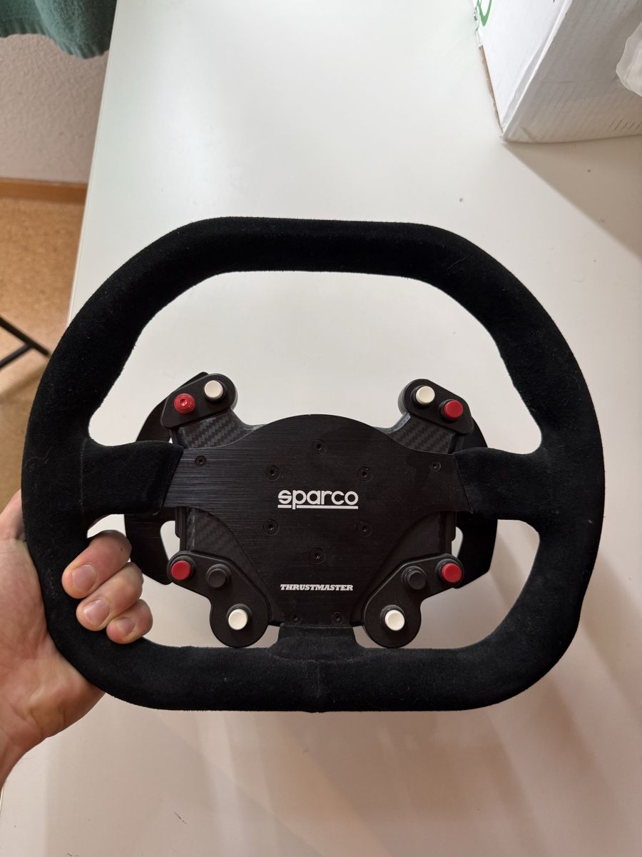 Thrustmaster Manettes: Sparco Lenkrad Thrustmaster – D'occasion à Altstätten SG par Joelxx00