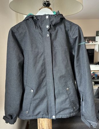 Neuwertige Winter-/Skijacke von Trevolution, Gr. 36