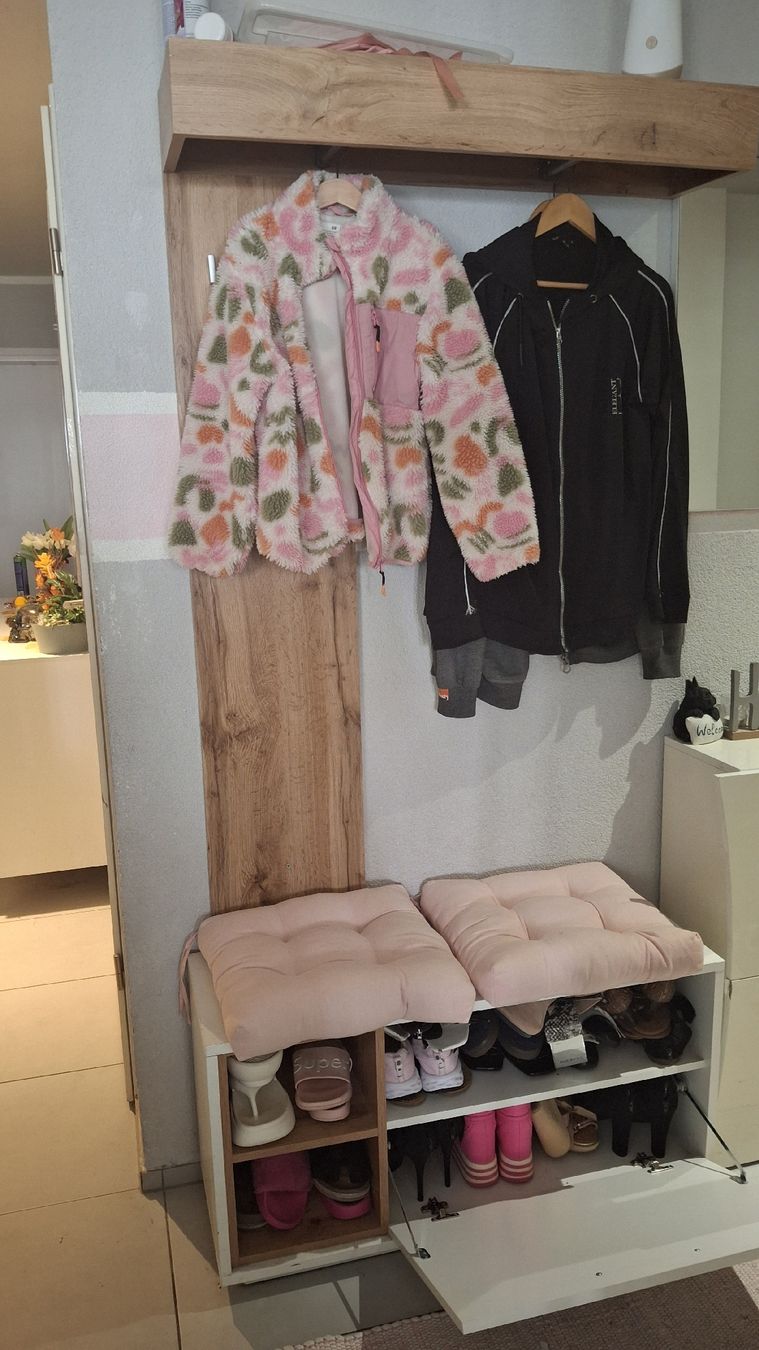 Porte manteau: Garderobe  – D'occasion à Sirnach par ste_rs5j 2