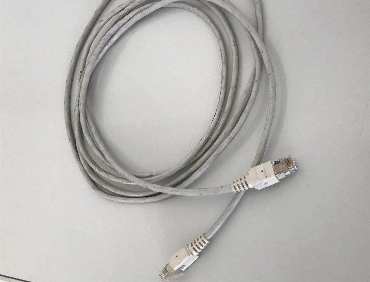 Câbles: LAN Kabel, Kat. 5, 5 Meter – D'occasion à Zug par Cry71 2