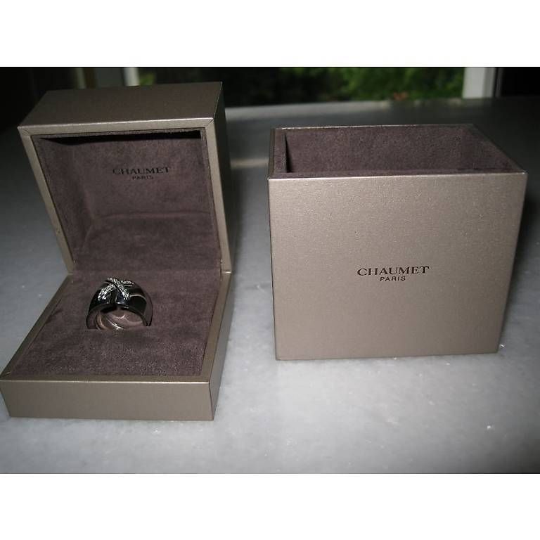 Anelli: Bague Standard Chaumet en or Gris taille 56 – Usato da Pully venduto da Occasions-luxe.Golay 1
