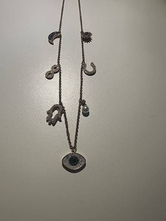 Catenine: Swarovski Kette mit Glücks-Anhänger – Usato da Spreitenbach venduto da Sabrina.dc 1