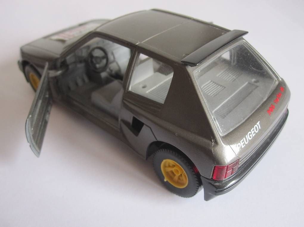 Modellini d'auto: Modelautos Mst. 1:25 – Usato da Saland venduto da k_z_tny8 4