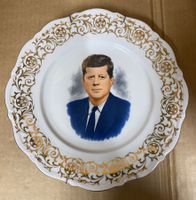 Vergoldeter John F. Kennedy Porzellanteller Vintage