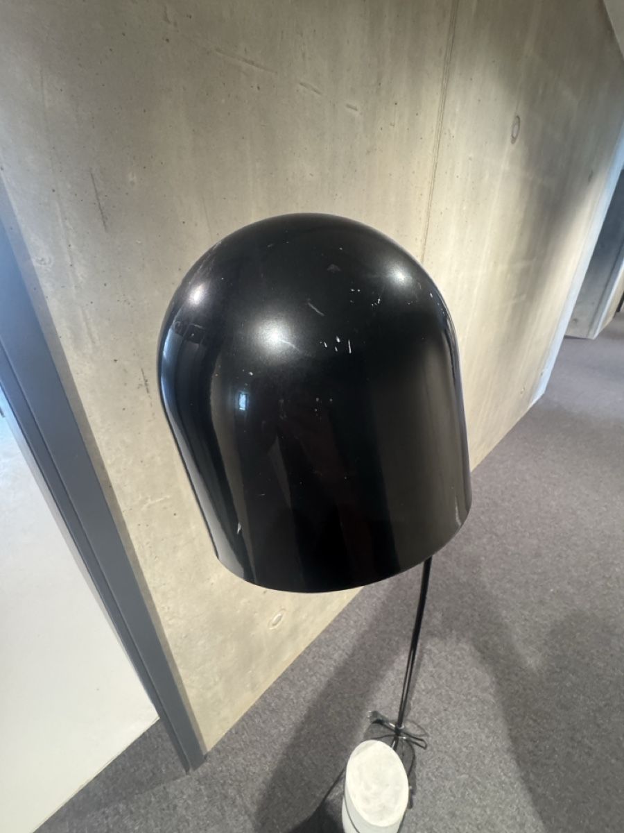 Lampes: Designer Stehlampe – D'occasion à Bäch SZ par Syuall 1