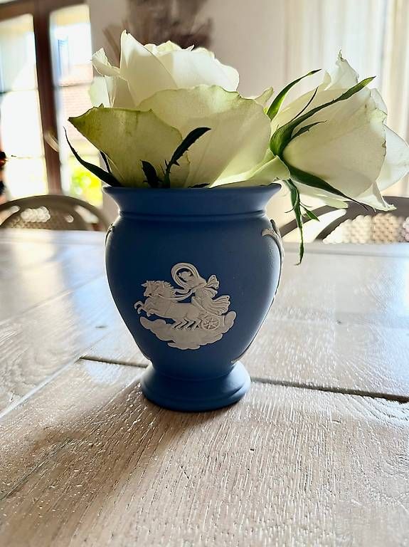 Vasen & Gefässe: Petit vase Wegwood – Gebraucht aus Font von Etvous