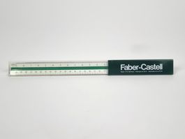 Dreikantlineal von Faber-Castell