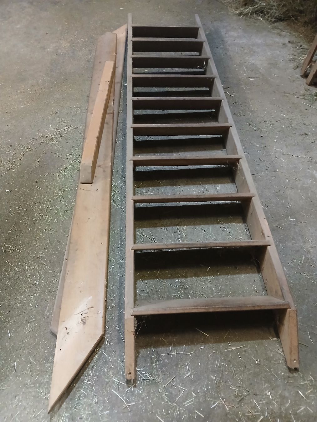 Scale: Holztreppe, Treppe – Usato da Sissach venduto da ilmayore 1