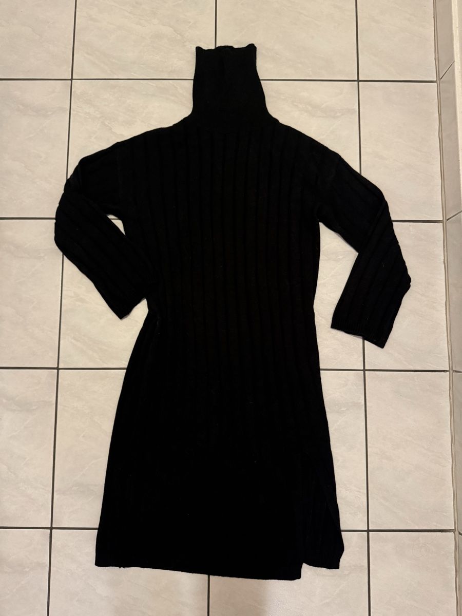 Vestiti: Schwarzes Strickkleid, Rollkragen – Usato da Hergiswil NW venduto da kaufe_bei_kaufmann