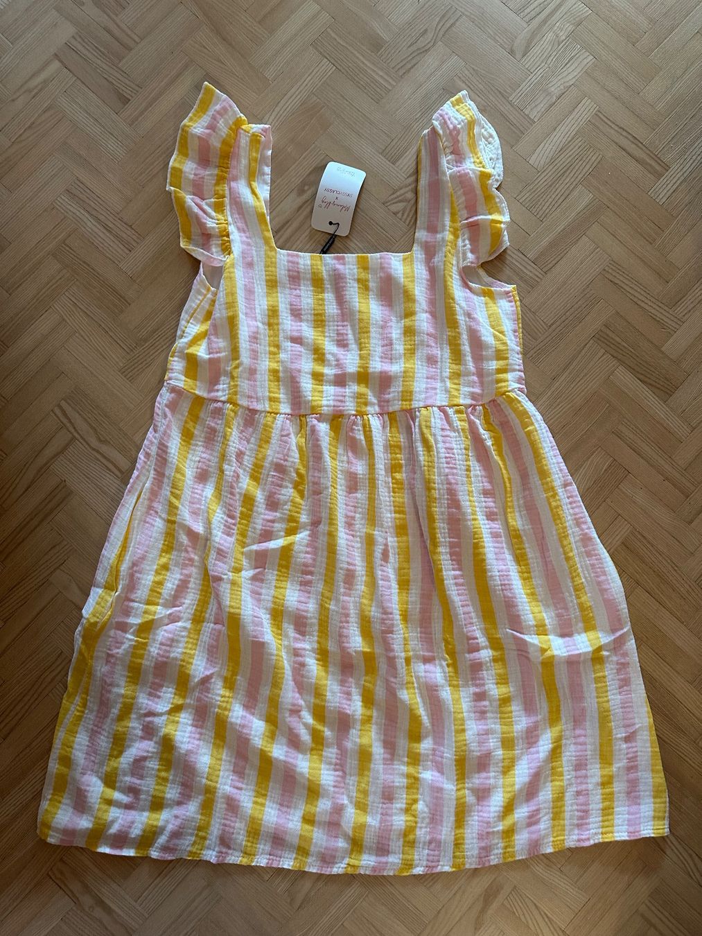 Kleider: Sommerkleid gestreift von Sassyclassy – Neu und originalverpackt aus Zuoz von nina.ma