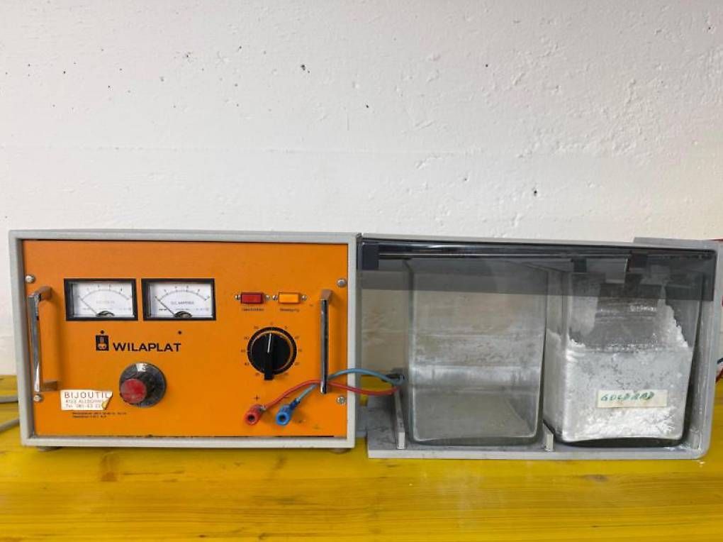 Tutte le macchine: WILAPLAT Galvaniksystem mit div. Bädern – Usato da Nidau venduto da Preloved_Nidau