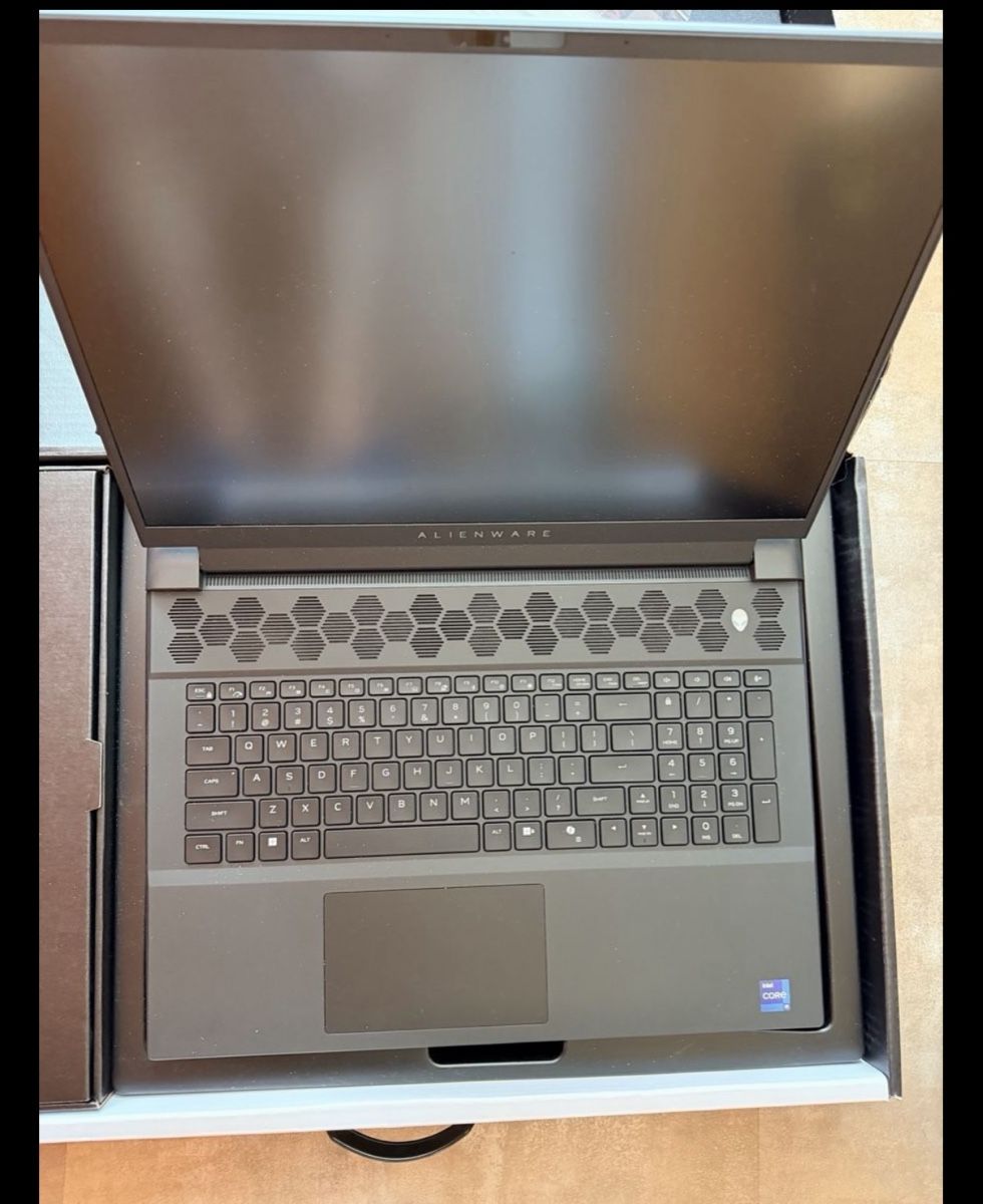 Alienware Notebooks: Alienware m18 r2 – Neu (gemäss Beschreibung) aus Menziken von StefanVerkauftAlles
