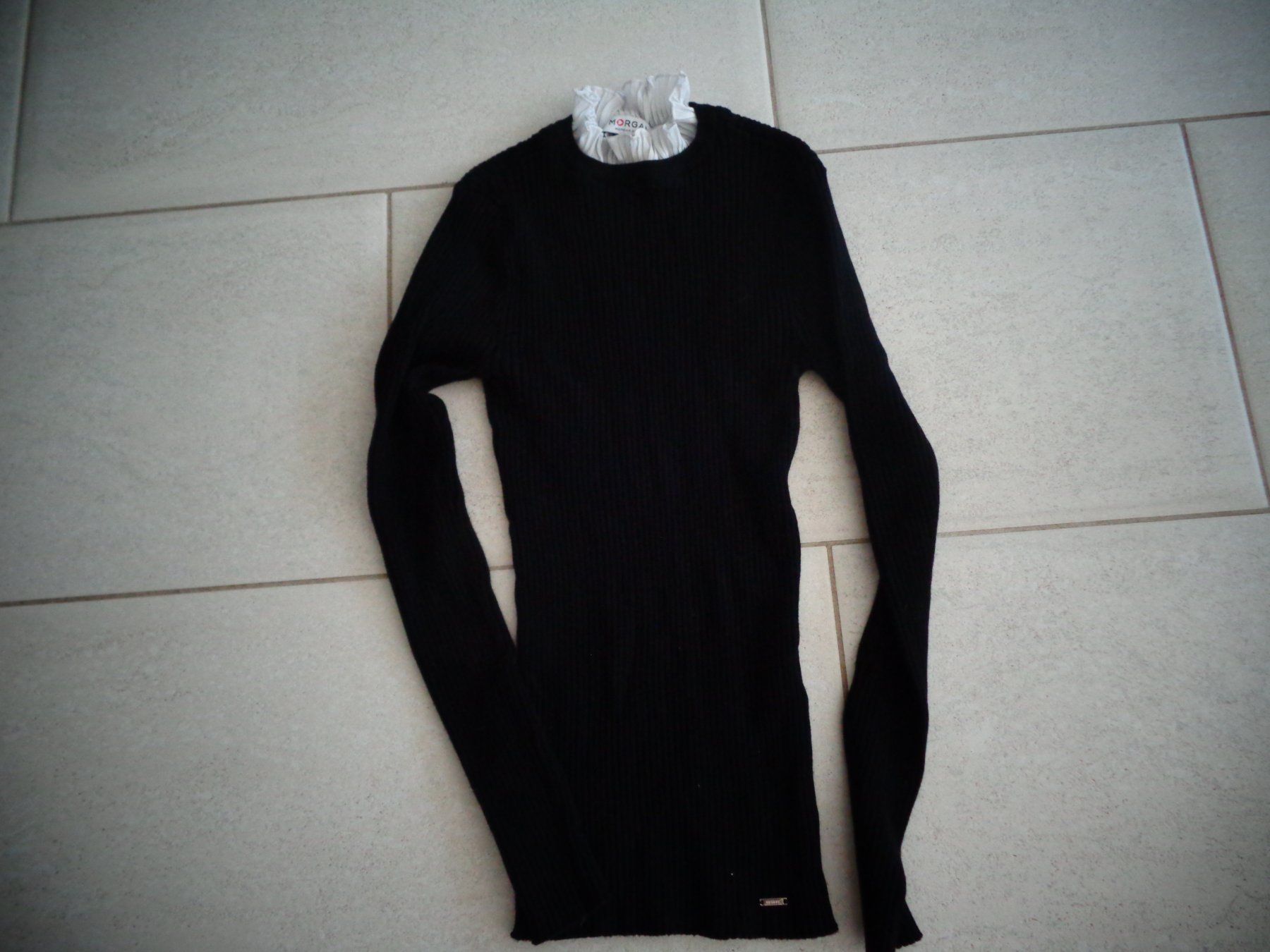 Morgan Maglioni & Felpe: MORGAN SHIRT LANGARM GR.XS – Usato da Rotkreuz venduto da Samballi