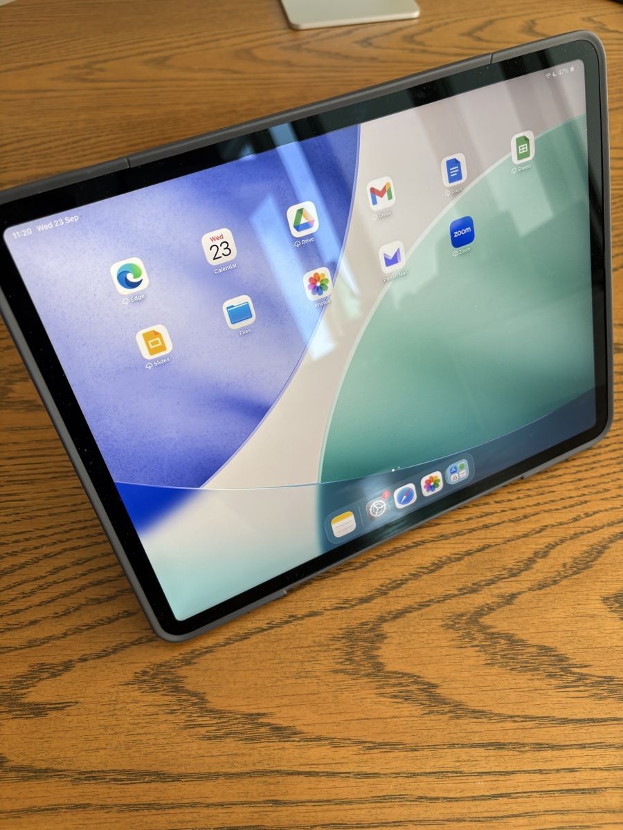 Apple Tablet PC: iPad Pro 12.9 3rd Gen + Pencil + Cover – Gebraucht aus Adliswil von GermanK 7
