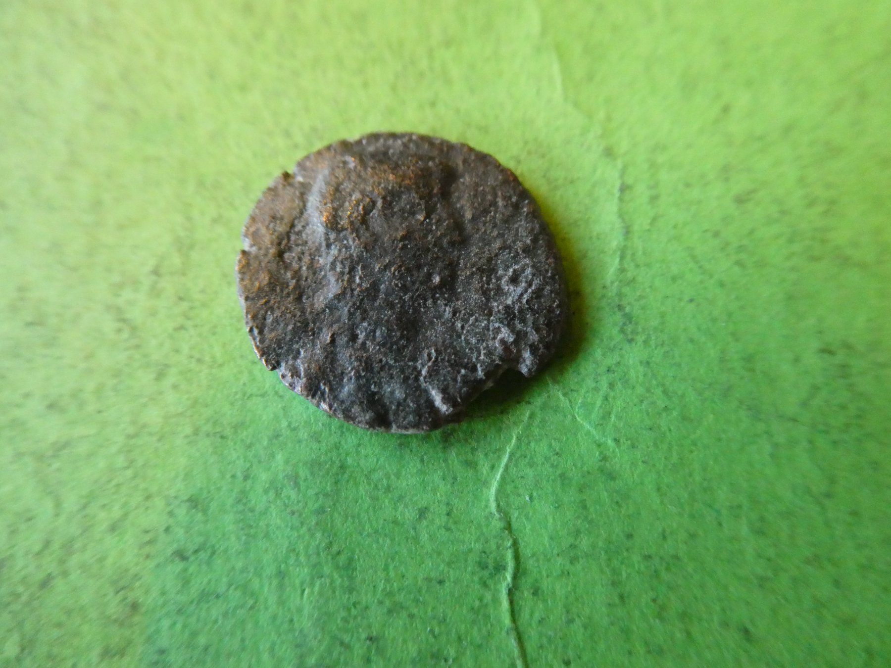 Tutti le monete: uralte   Bronzemünze  15 mm  1.75 g – Usato da Hinterforst venduto da Rohusri