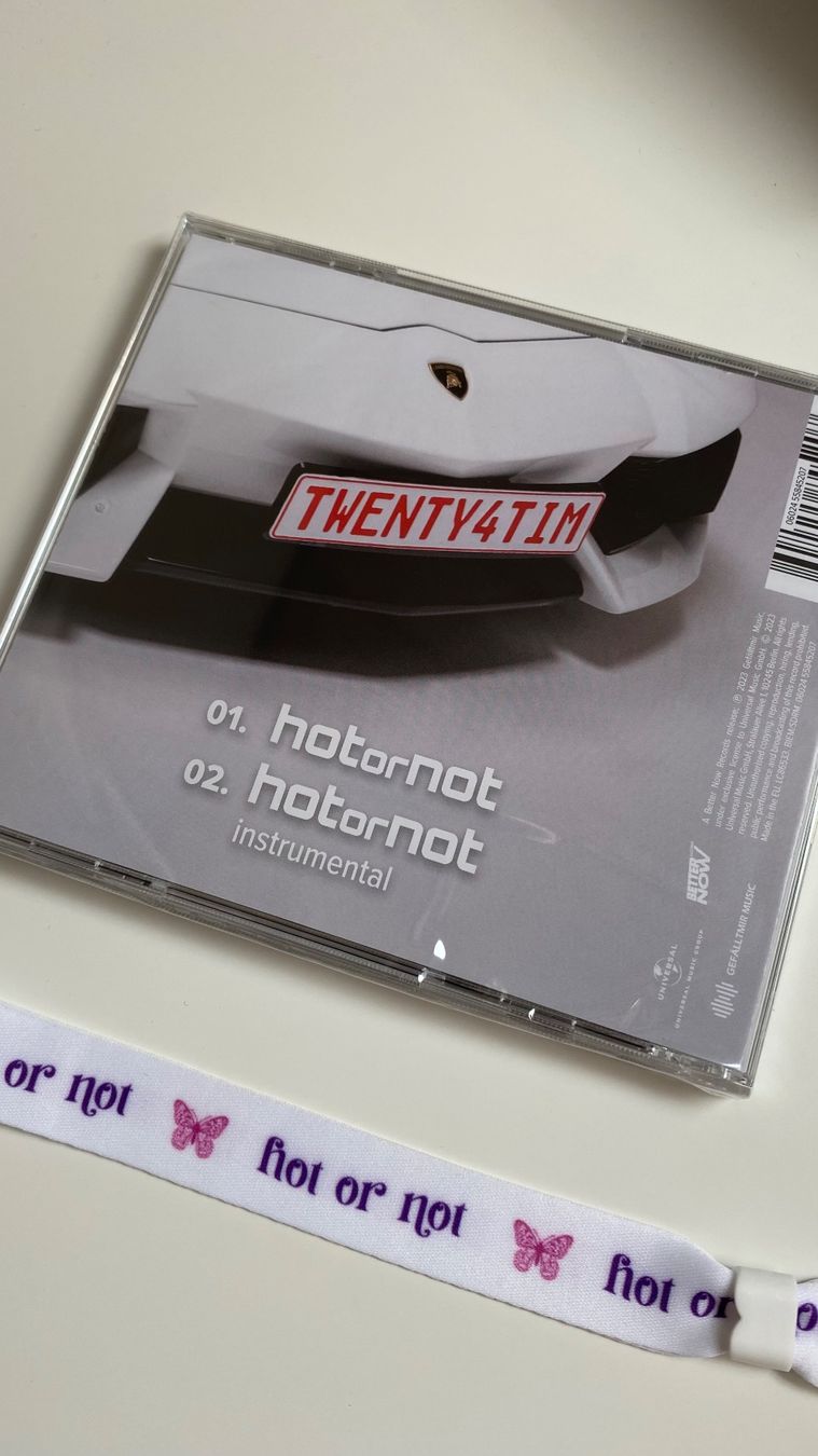 CDs: Single Bundle twenty4tim hot or not, asuverkauft CD – Neu und originalverpackt aus Hochwald von _biene_ 5