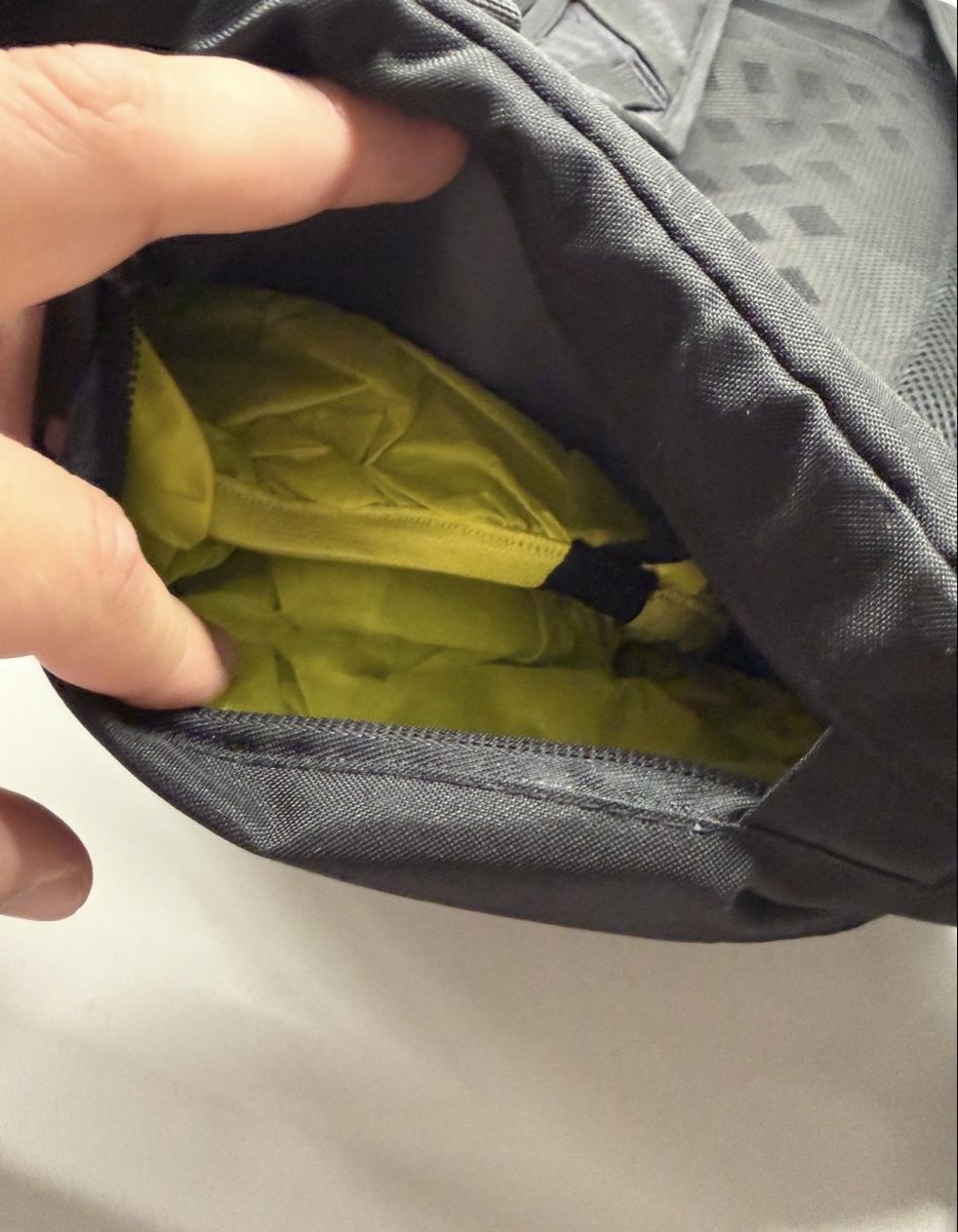 Zaini: Zaino leggero – Usato da Giubiasco venduto da mat_n8k5 2